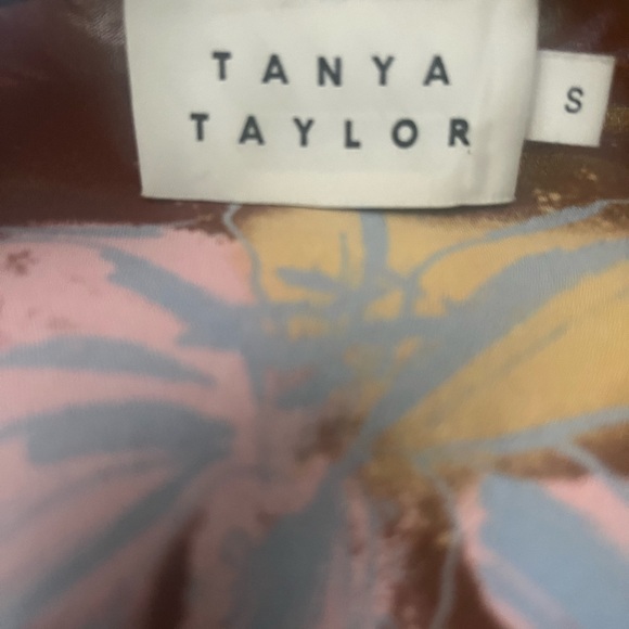 Beautiful print blouse by Tanya Taylor! - Picture 3 of 5